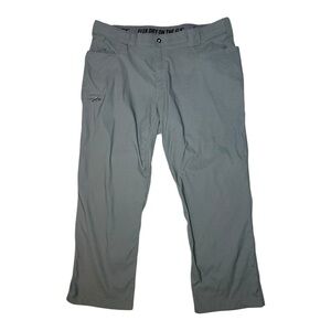 Duluth Trading Co Gray Cargo Pants Relaxed Fit 42/30 Flex Dry on The Fly